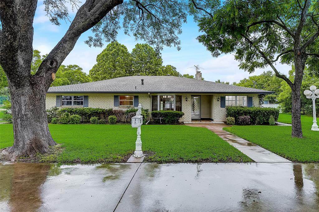 3701 Bowen Road - Photo 1