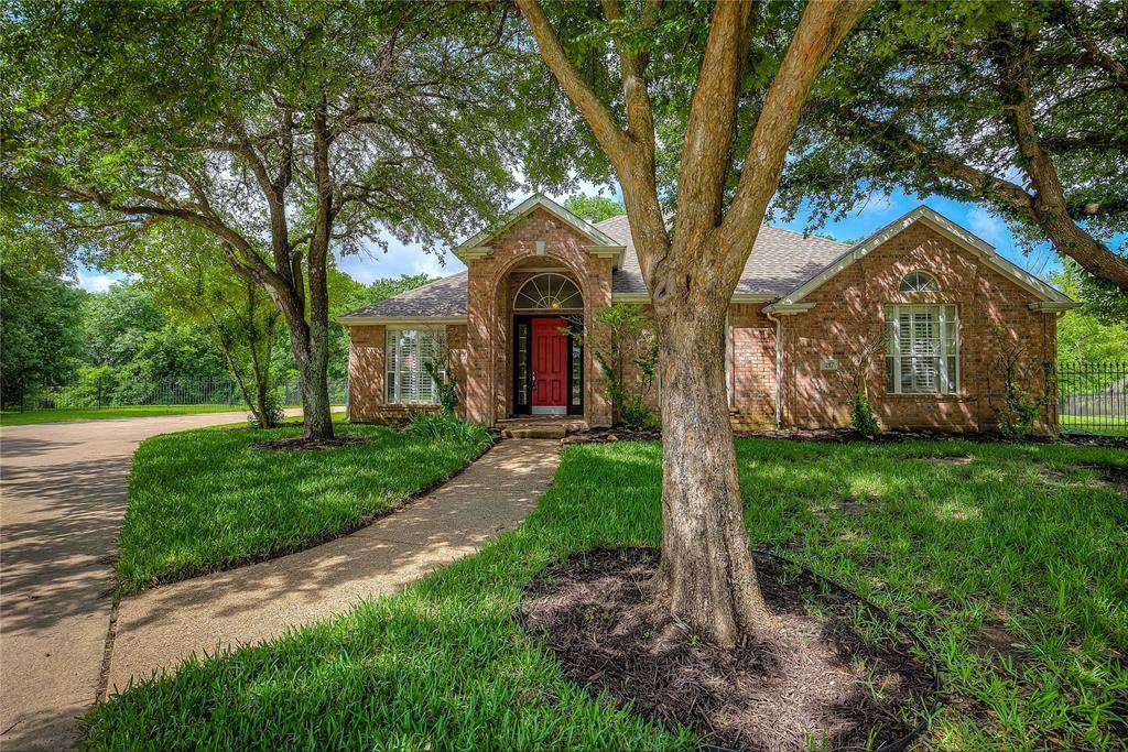 217 Stanford Court - Photo 1