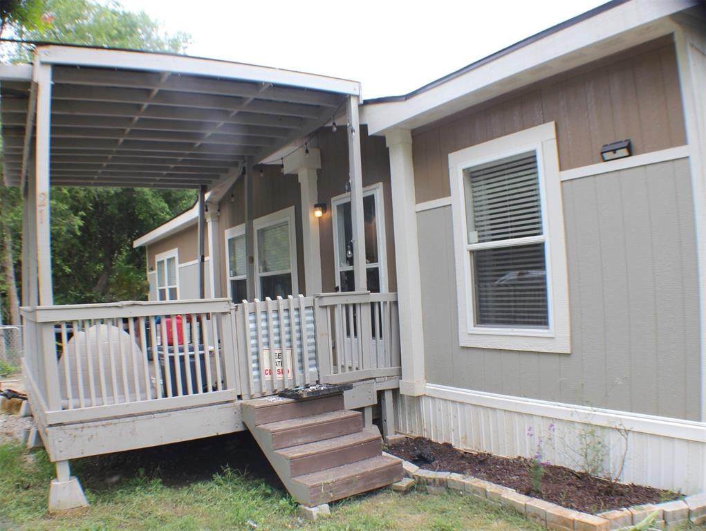 6718 Red Oak Court - Photo 1