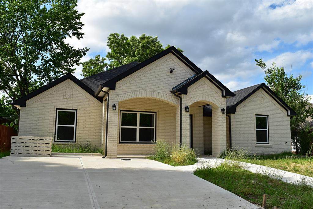 231 Glenfield Drive - Photo 1