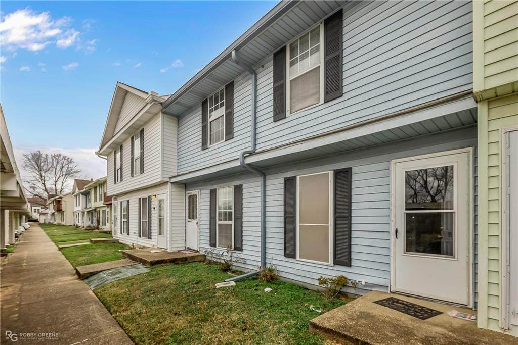 2138 Airline Drive - Photo 1