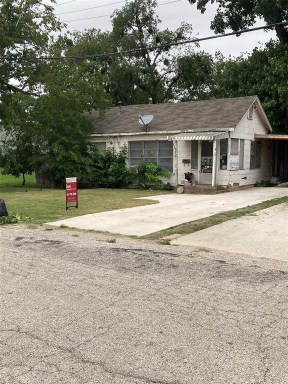 427 Gates Drive - Photo 1