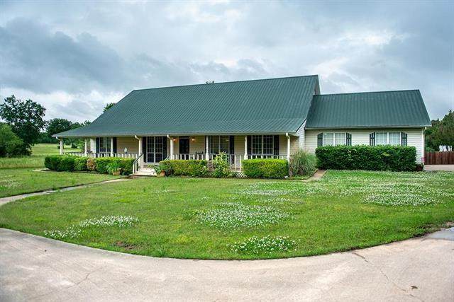 7520 Farm Road 195 - Photo 1