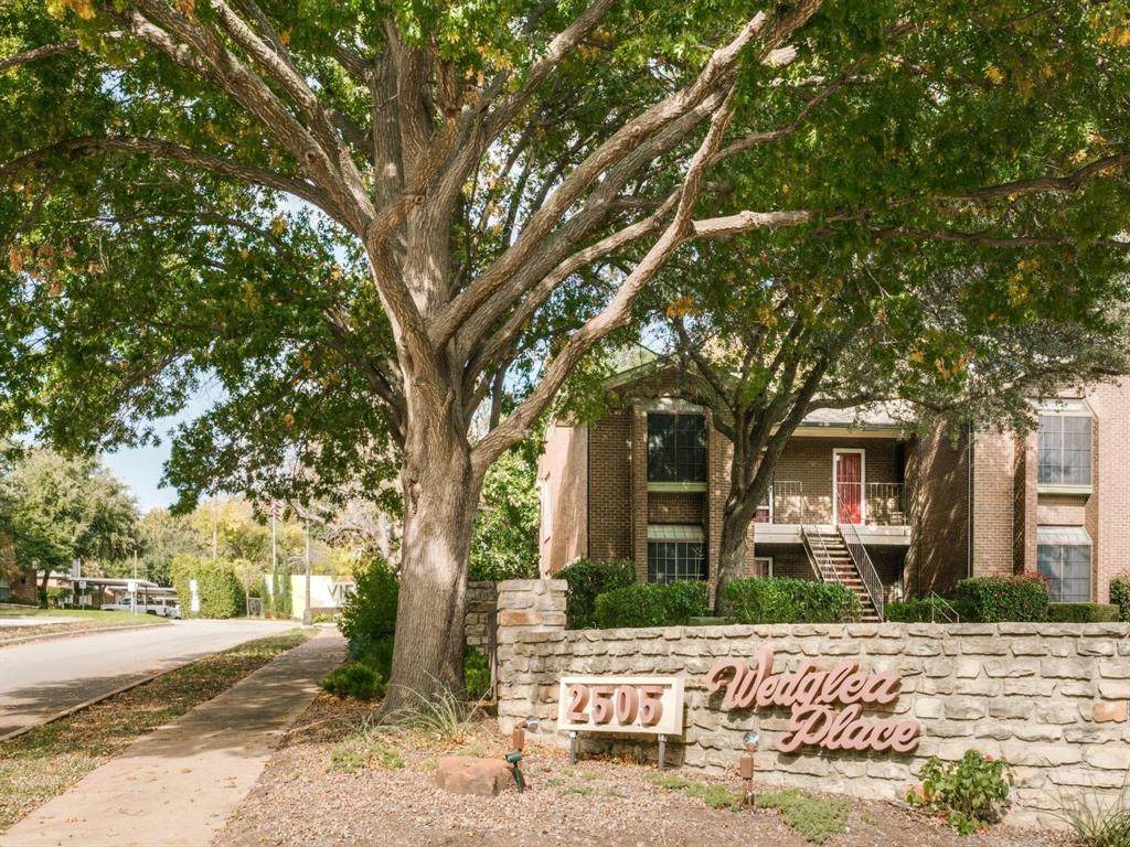 2505 Wedglea Drive - Photo 1