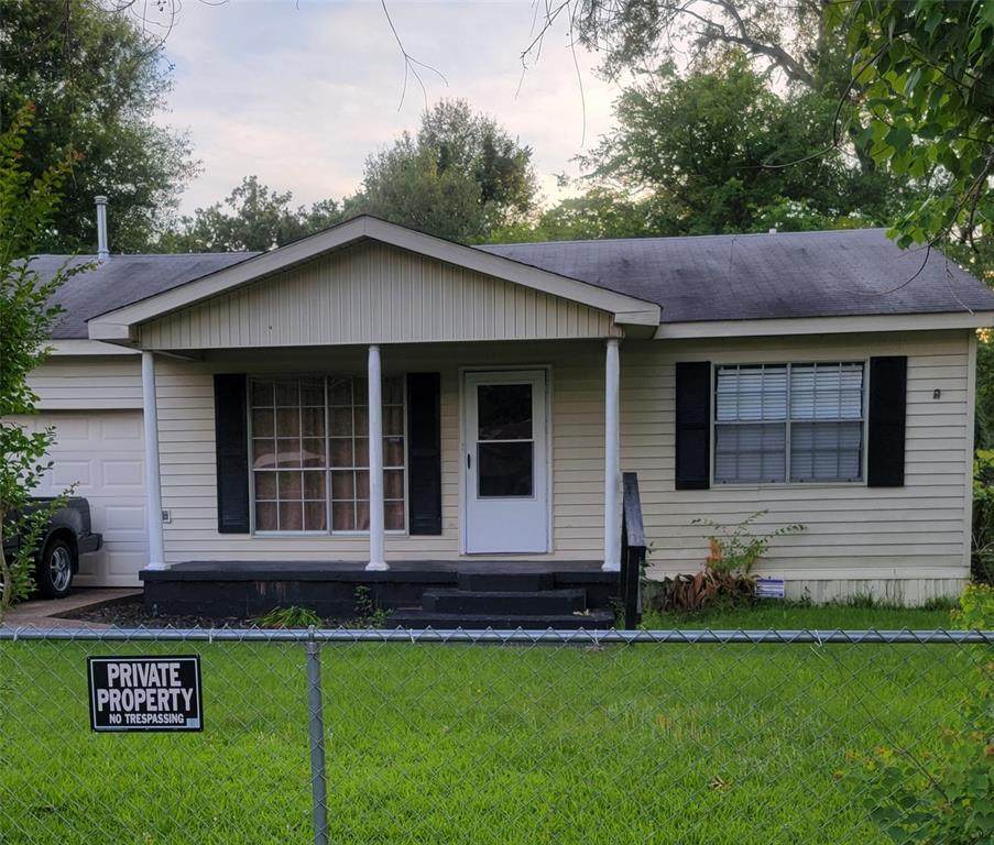 7114 Suntan Street - Photo 1