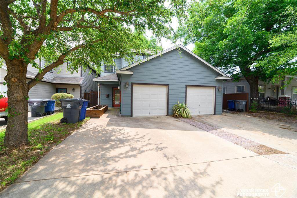 826 Beckley Avenue - Photo 1