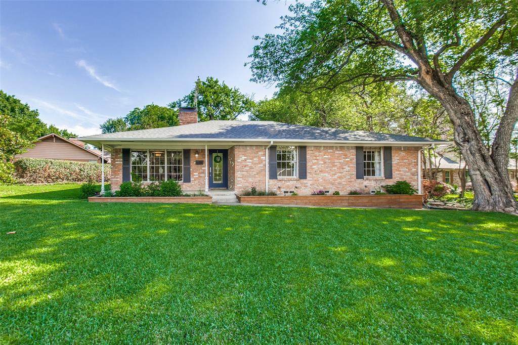 816 Blue Lake Circle - Photo 1