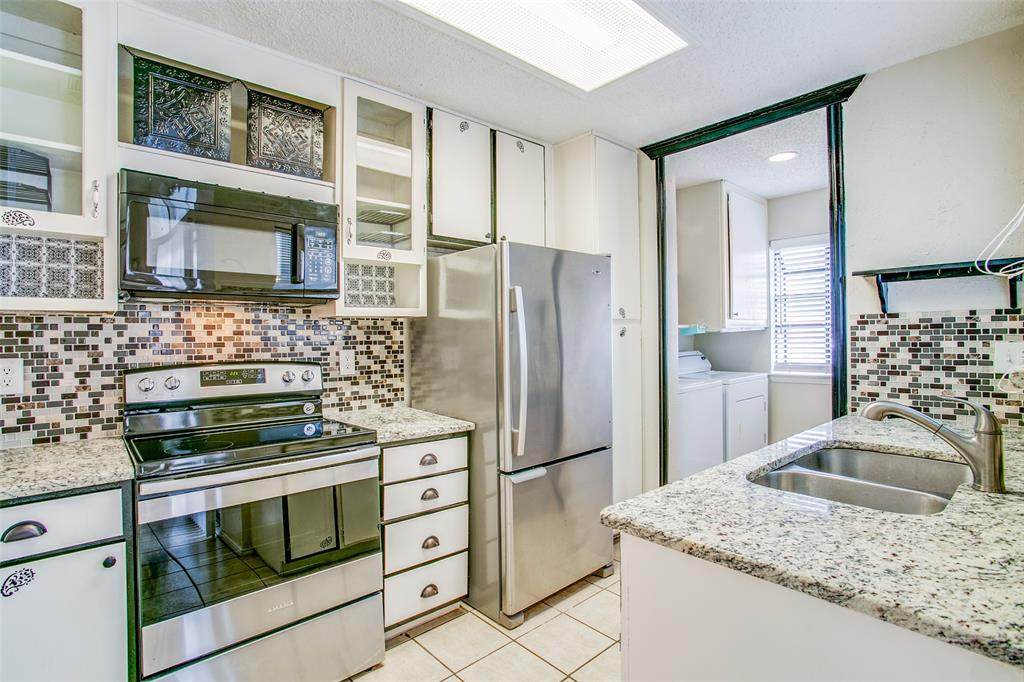 604 Bellaire Drive - Photo 1