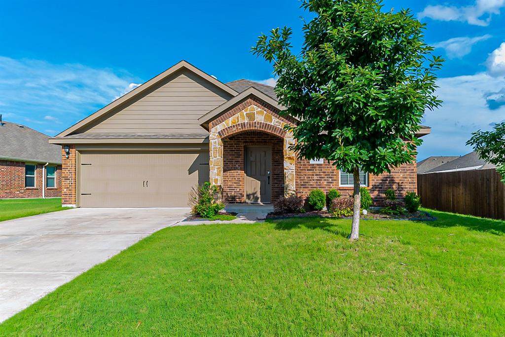 112 Pony Court - Photo 1