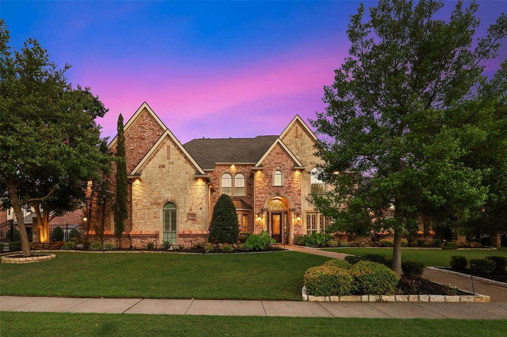 2300 Mockingbird Lane - Photo 1