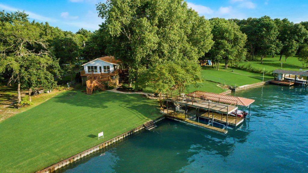 134 Knights Circle - Photo 1
