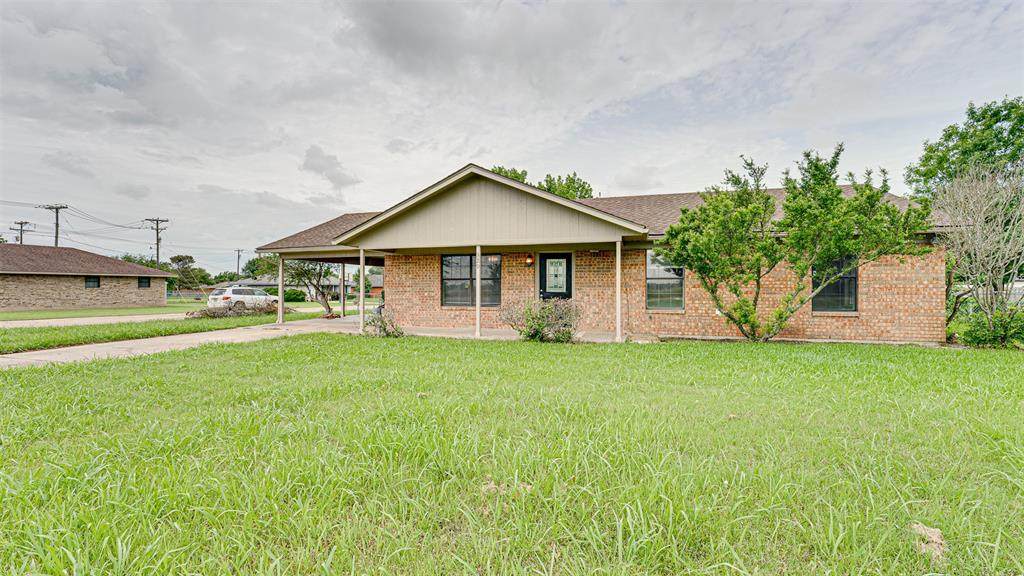 329 Hyles Street - Photo 1