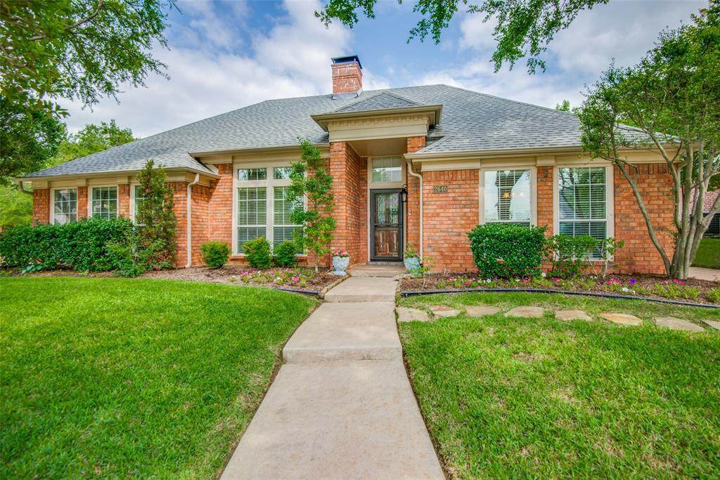 2640 Braemar Lane - Photo 1