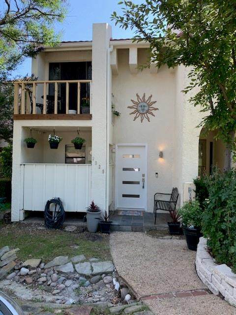 3929 Roma Court - Photo 1