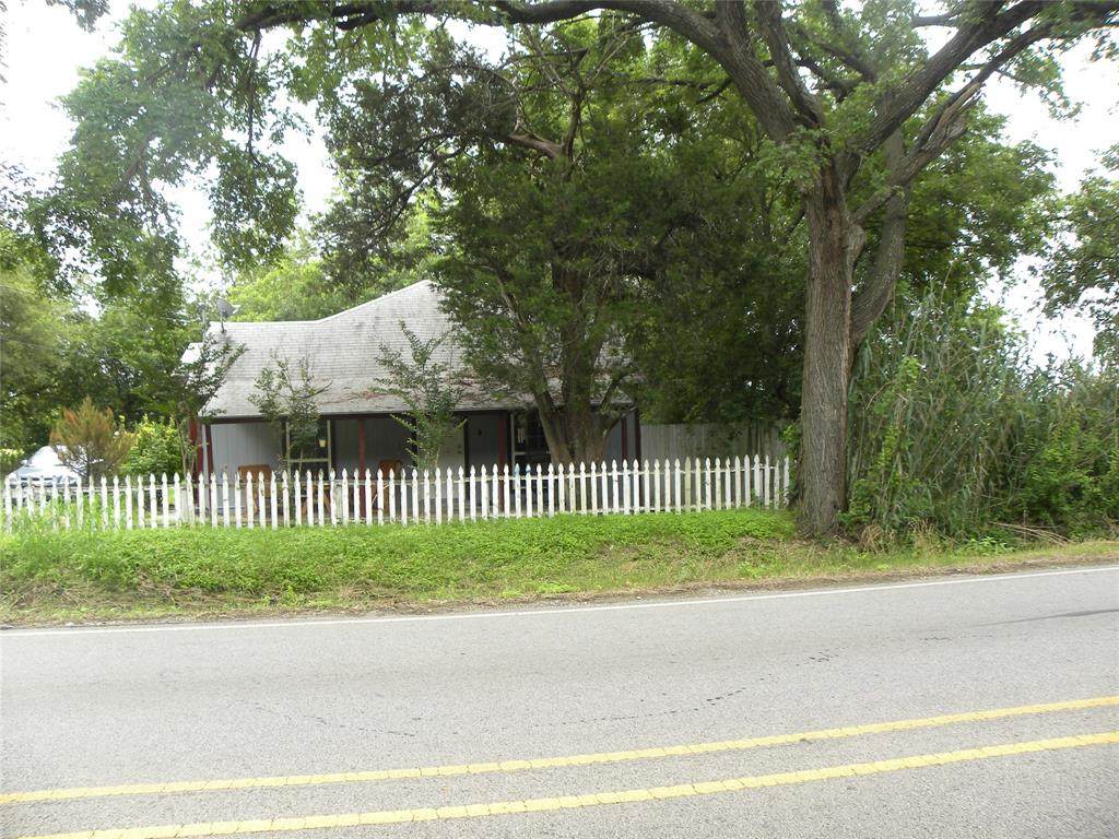 608 2nd Street - Photo 1