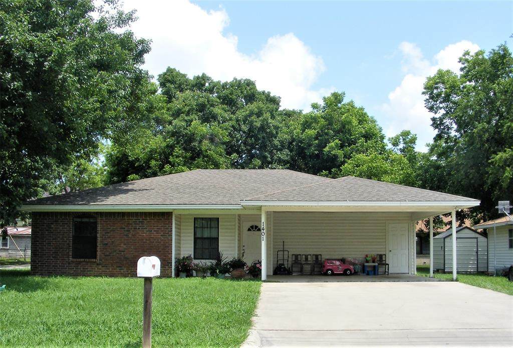 1401 Cherry - Photo 1