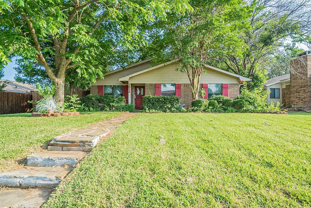 1014 Bellflower Drive - Photo 1