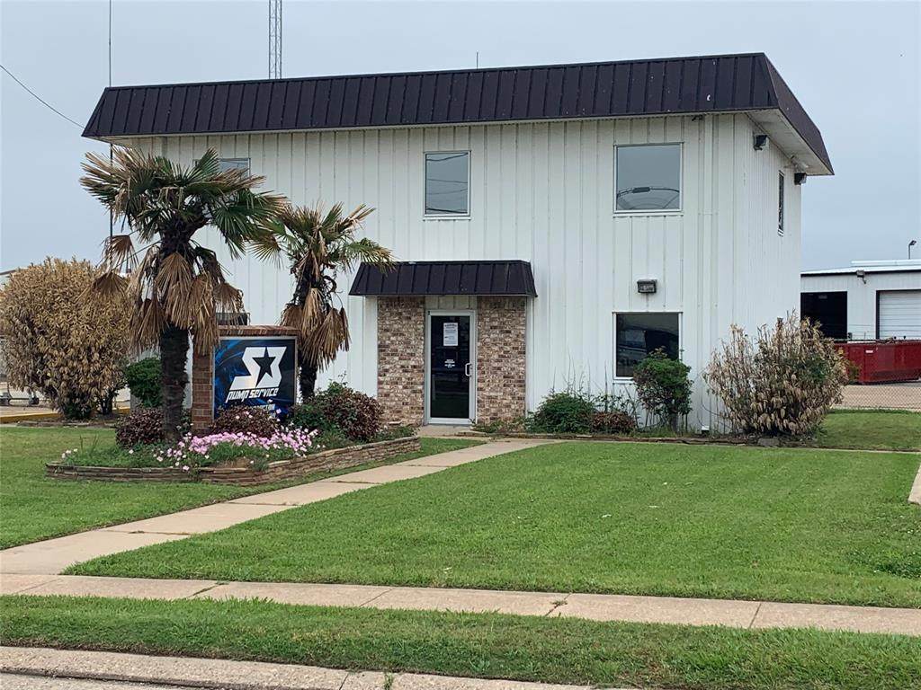 412 Hamilton Road - Photo 1