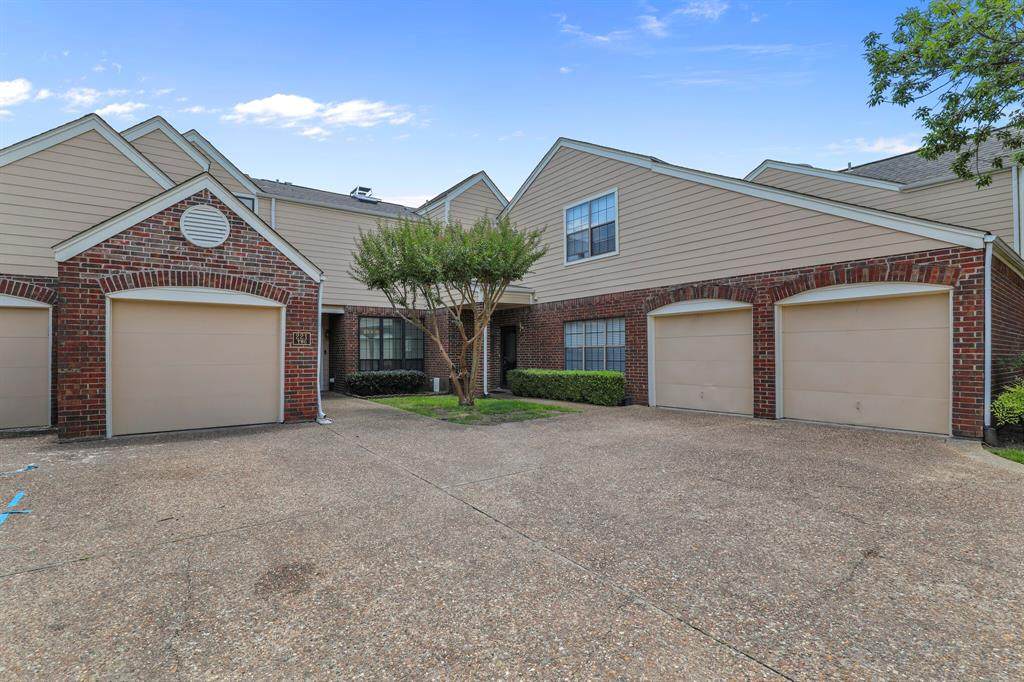 221 Cimarron Trail - Photo 1