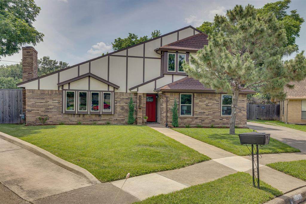 2040 Oakmeadow Court - Photo 1
