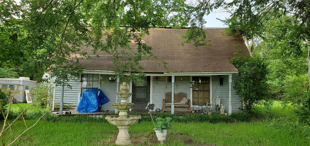 419 Pine Street - Photo 1