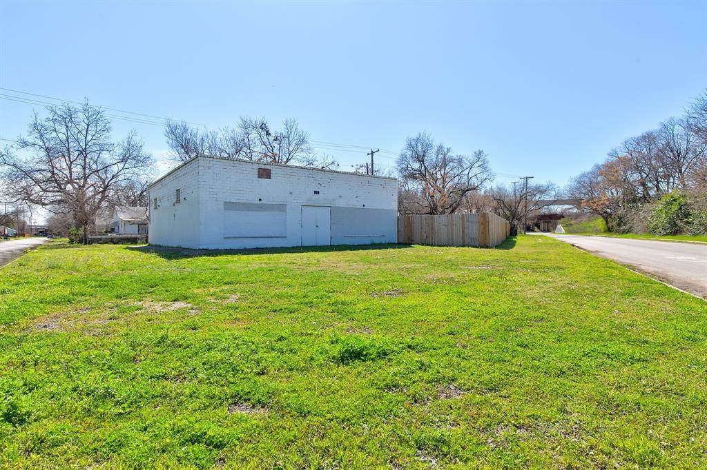 1700 Delga Street - Photo 1