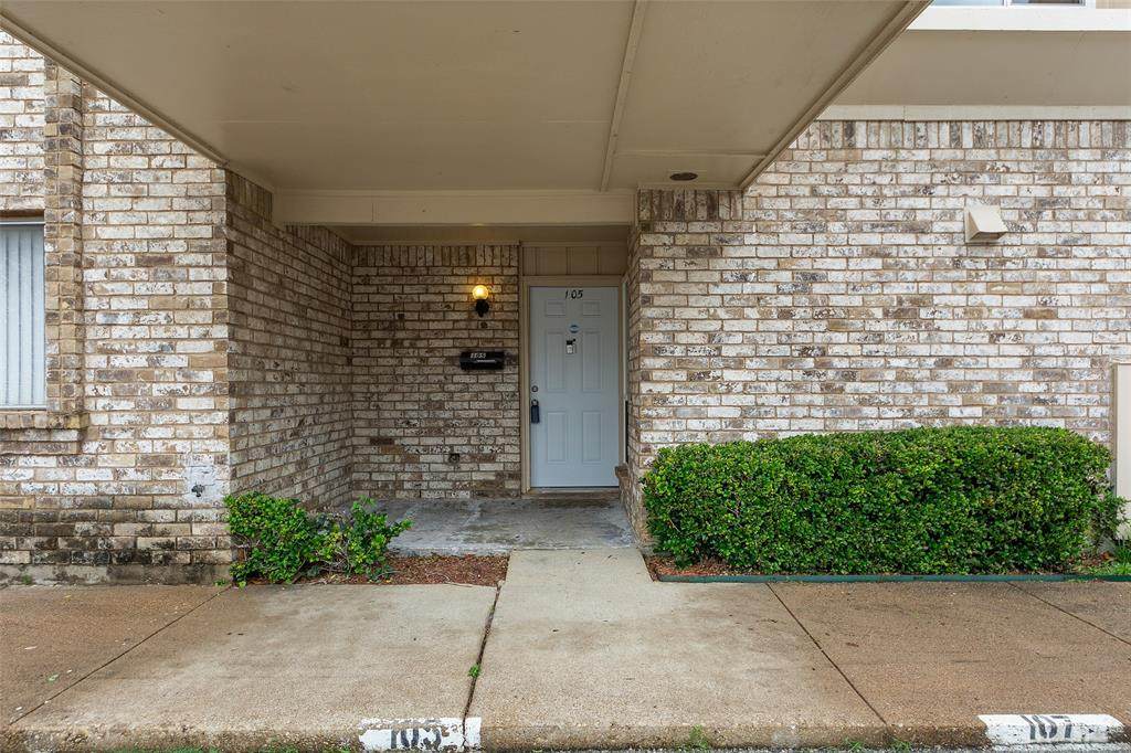 105 Trellis Place - Photo 1