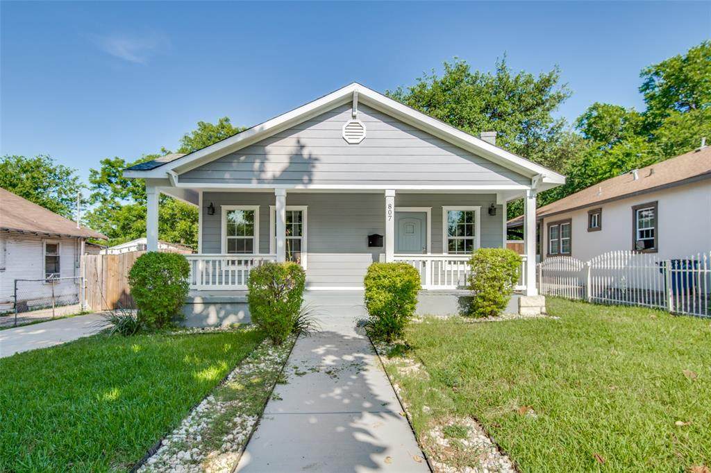 807 Waverly Drive - Photo 1