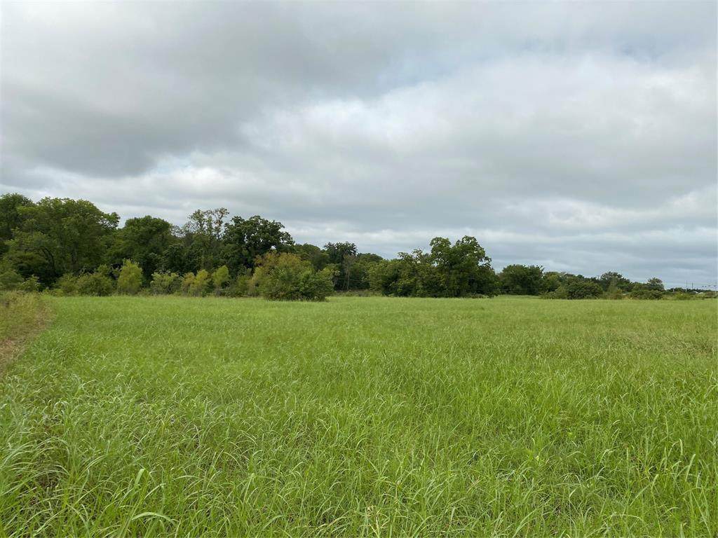 128 Preston Road - Photo 1