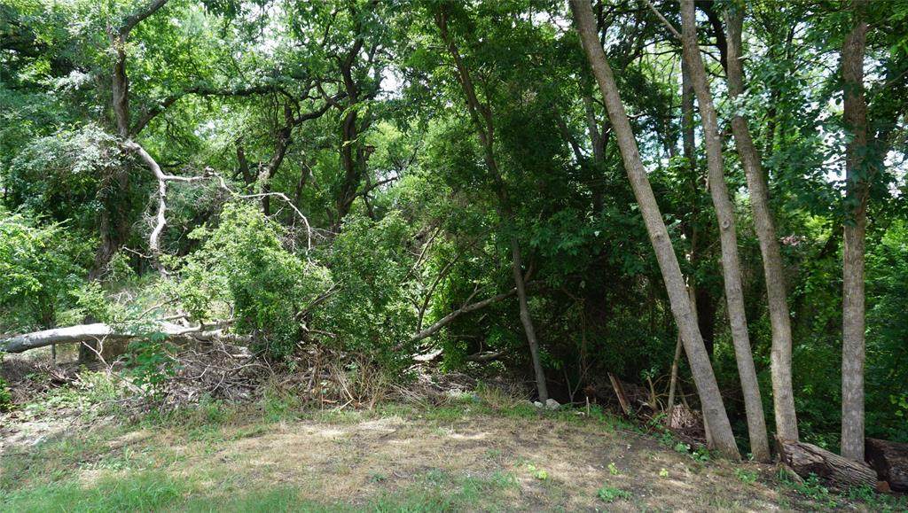 1 Hart Avenue - Photo 1