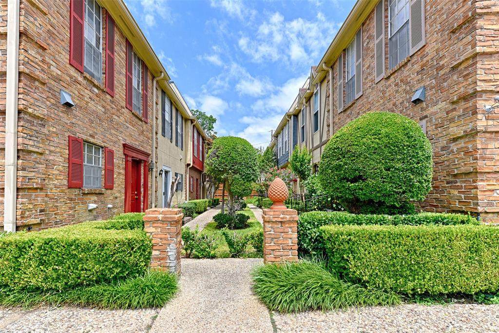 2727 Shelby Avenue - Photo 1
