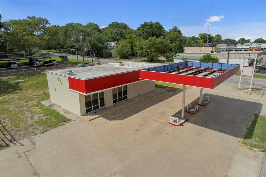 2901 Franklin Avenue - Photo 1