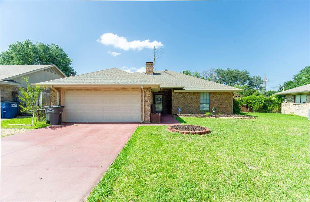 3917 Lillie Street - Photo 1
