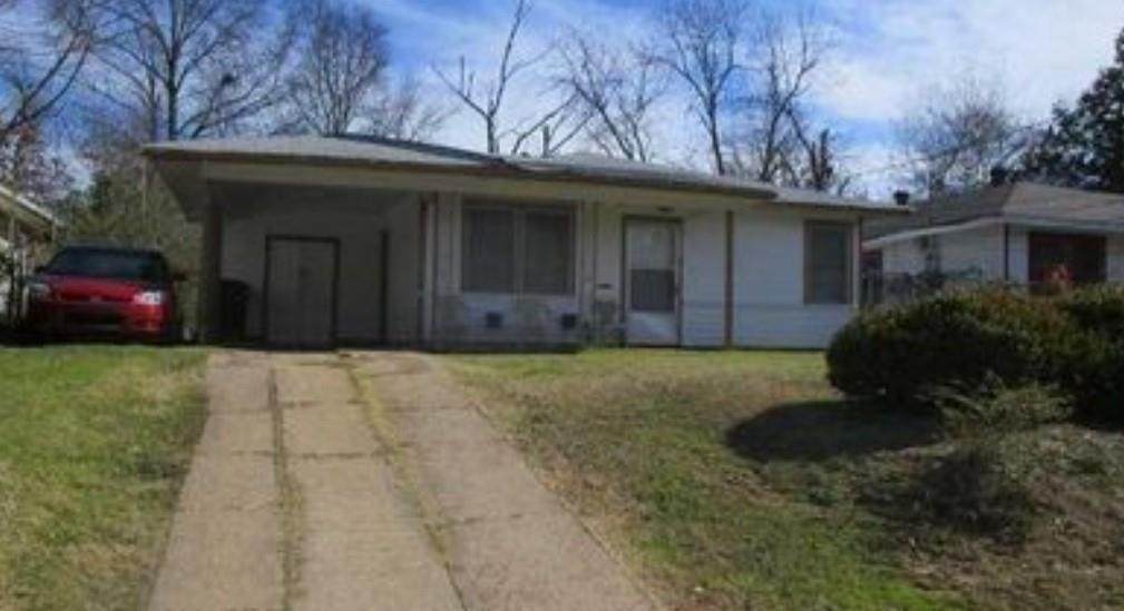 937 Lewis - Photo 1
