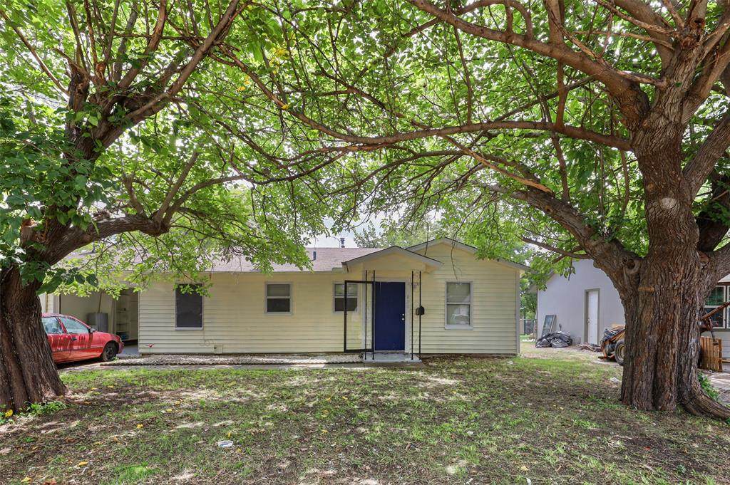 820 Renfro Drive - Photo 1