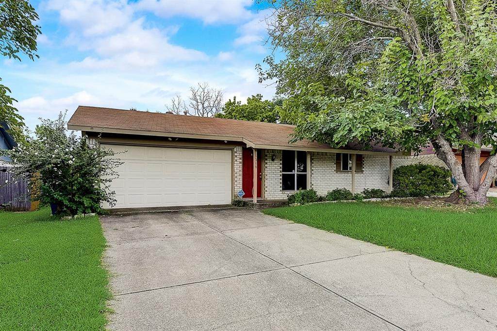 1318 Marblehead Drive - Photo 1