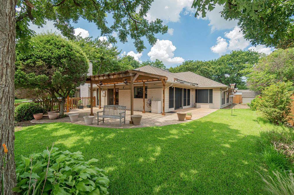 2810 Leisure Lane - Photo 1