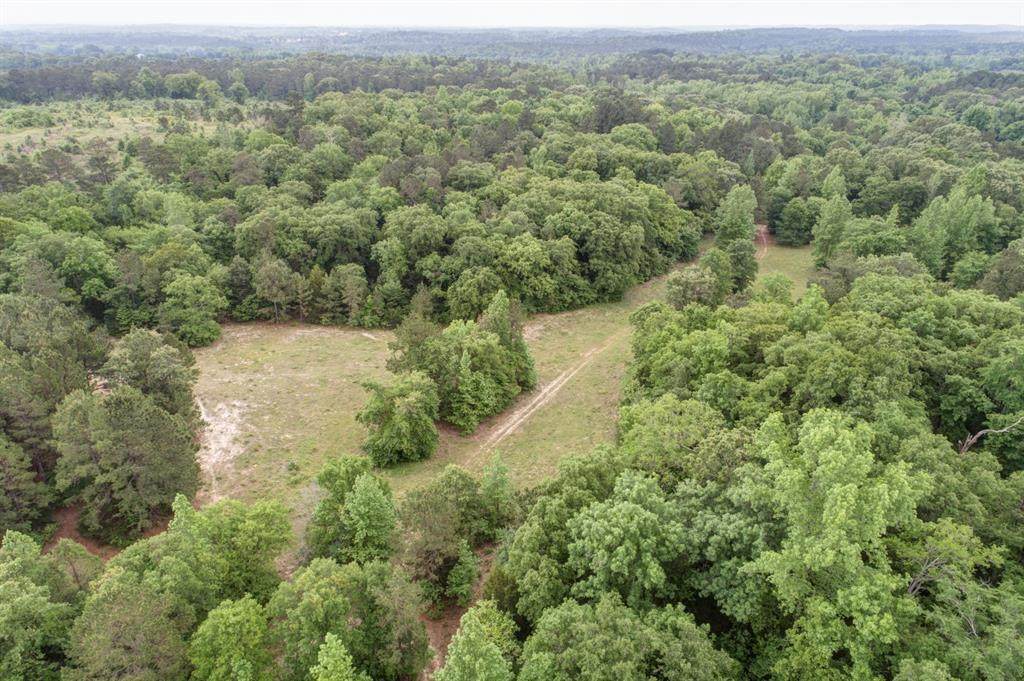 4052 Fm 2493 - Photo 1