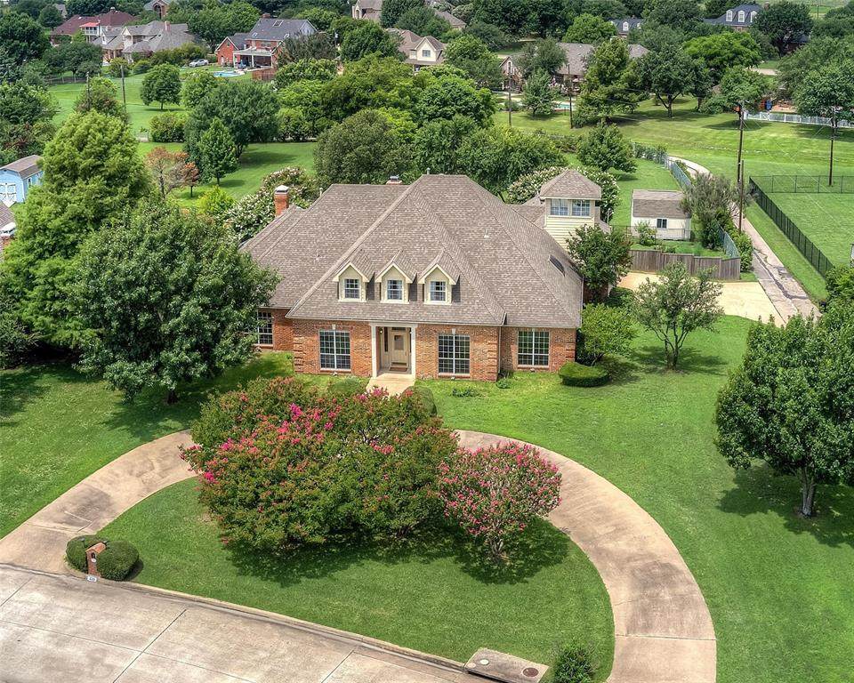 225 Suntide Drive - Photo 1