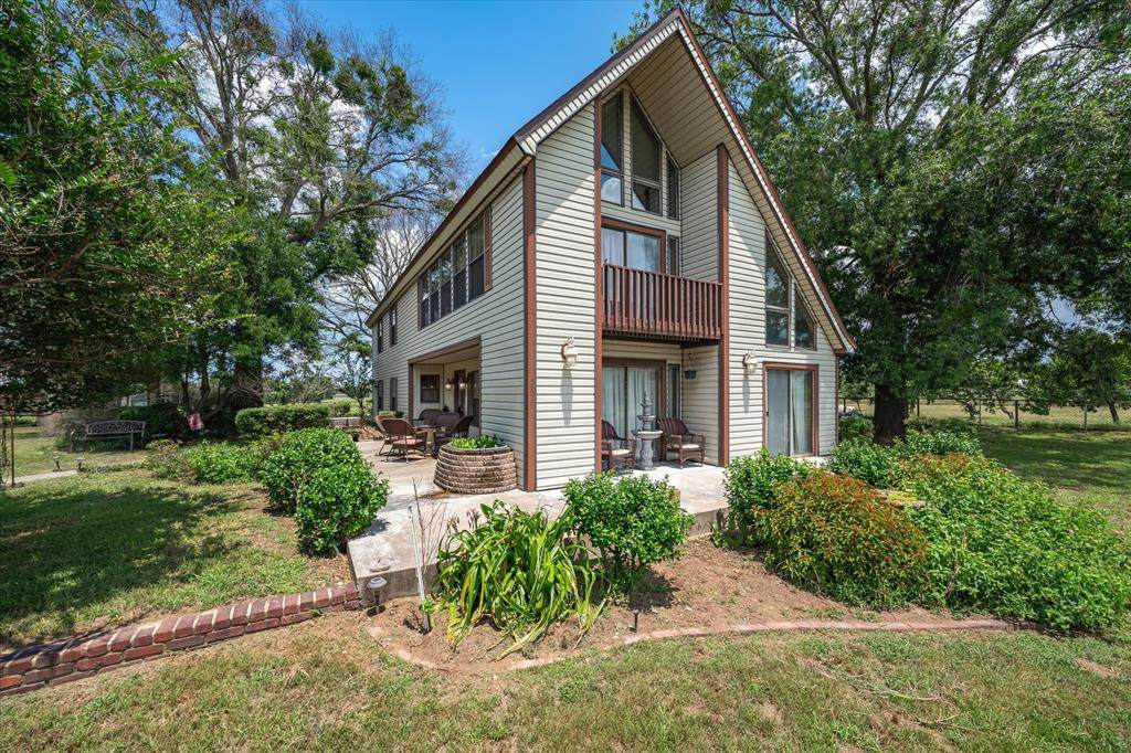 5879 Fm 2909 - Photo 1