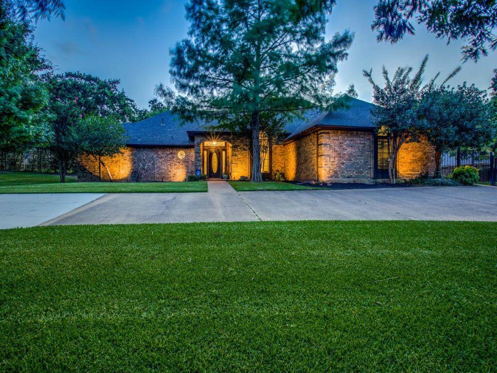 1630 Ottinger Road - Photo 1