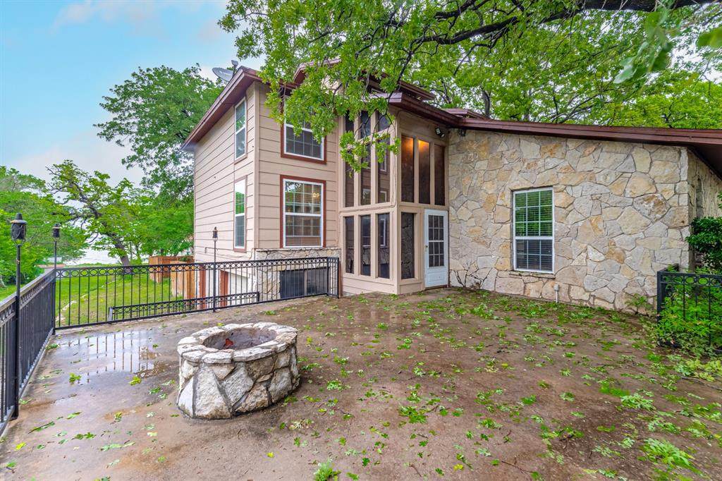 6580 Wells Burnett Road - Photo 1