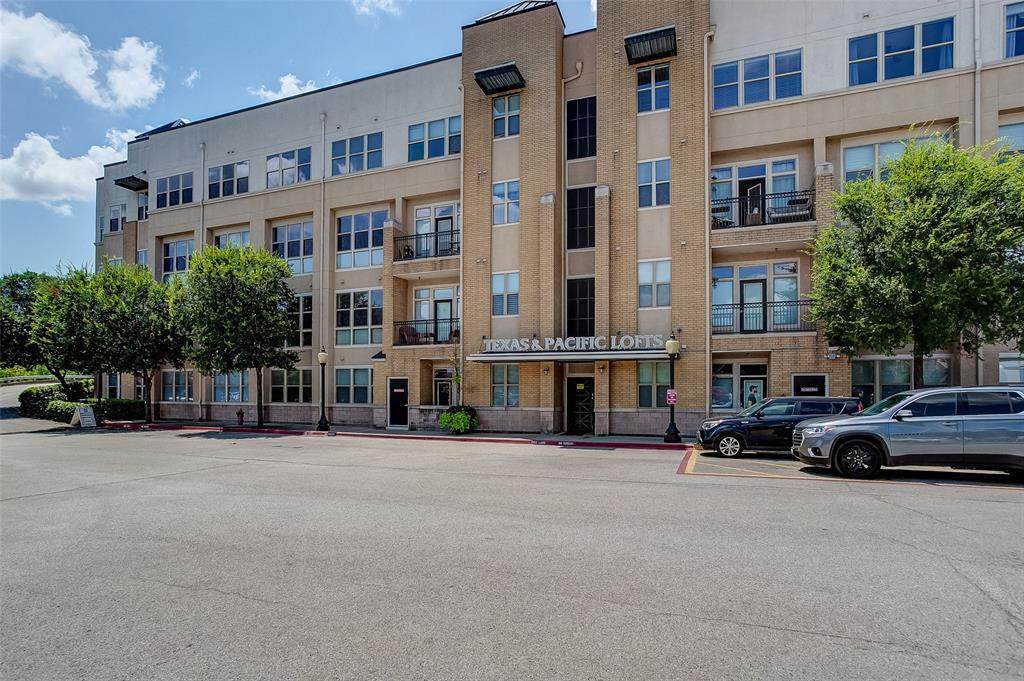 201 Lancaster Avenue - Photo 1