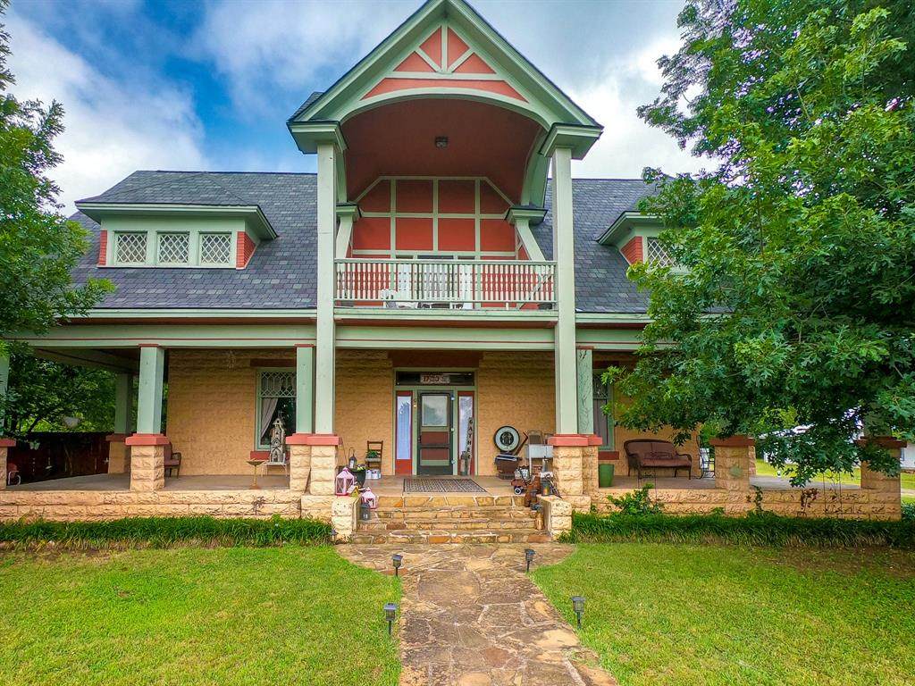 1700 Main Street - Photo 1