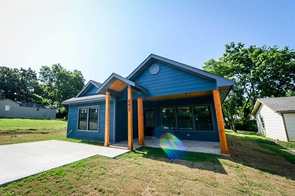 912 Wilde Street - Photo 1