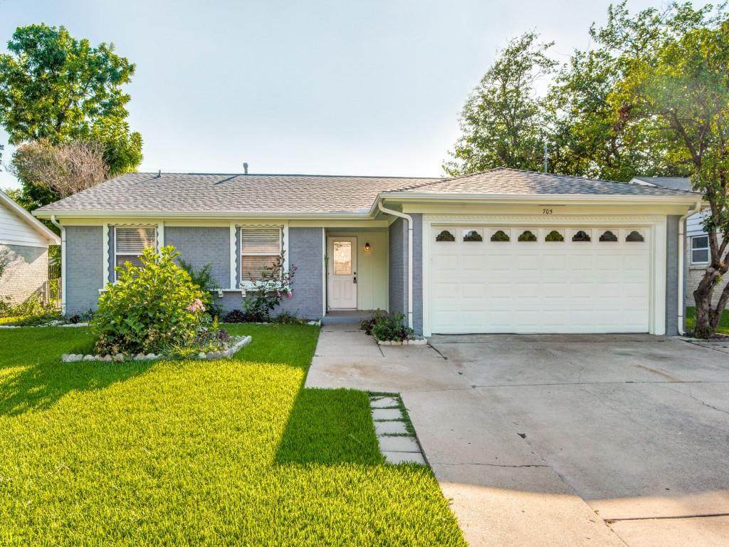 705 Cottonwood Drive - Photo 1