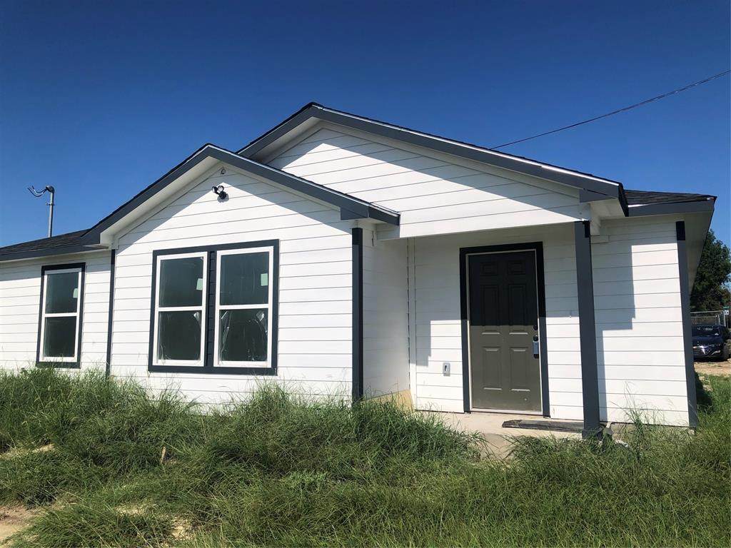 6542 Lancaster Road - Photo 1