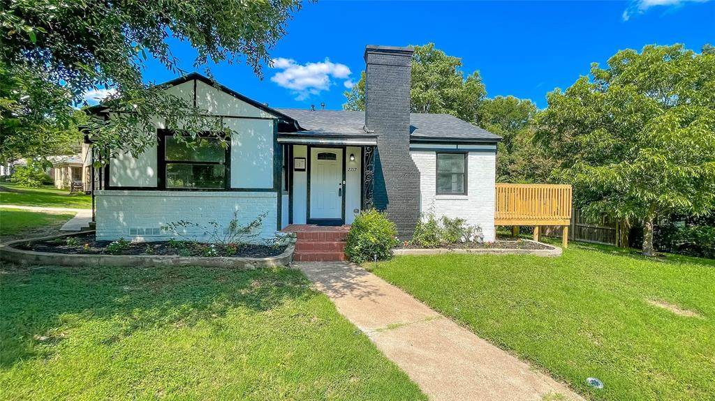 2717 El Tivoli Drive - Photo 1