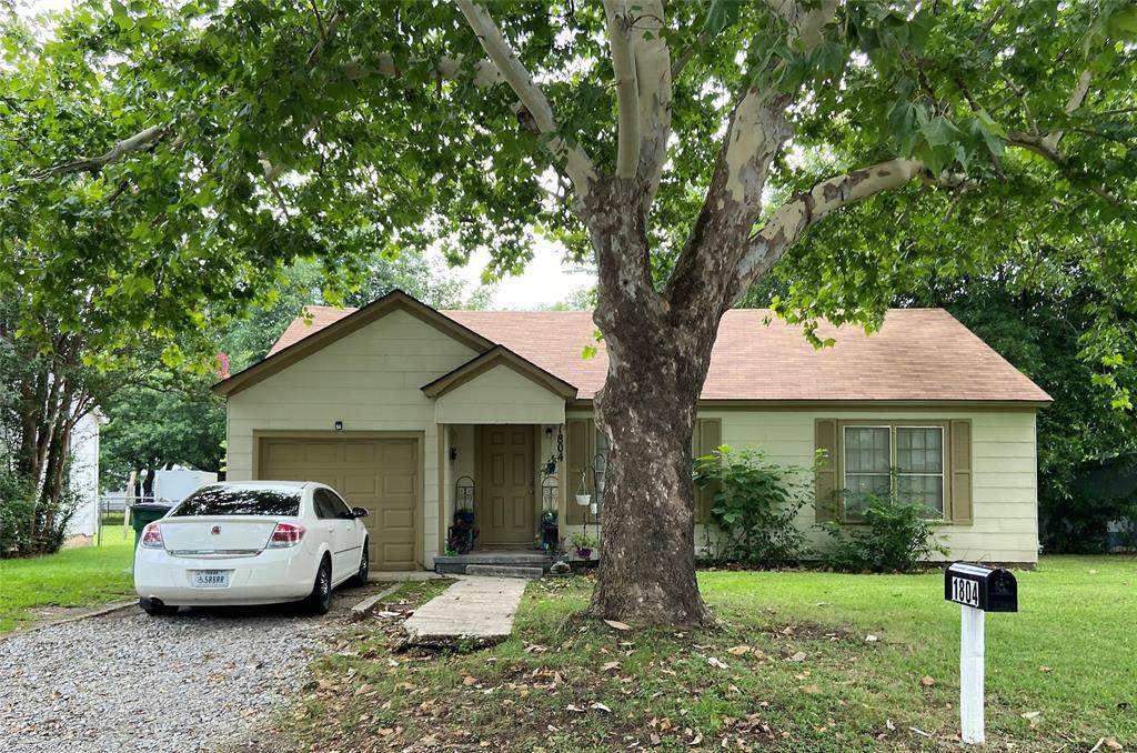 1804 Buck Street - Photo 1
