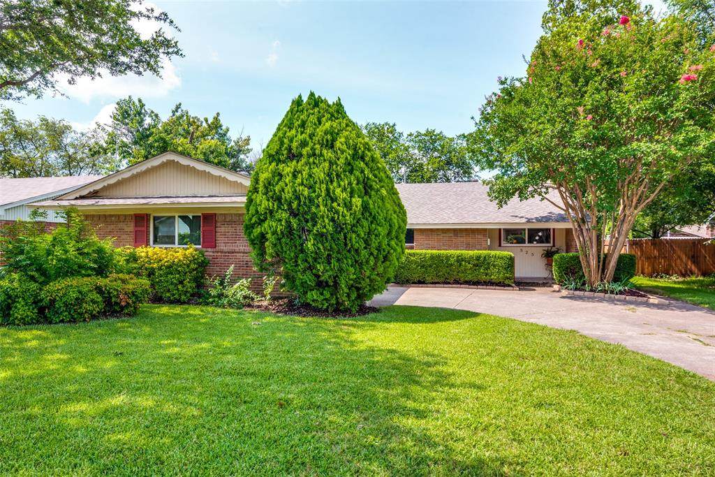 525 Salem Drive - Photo 1